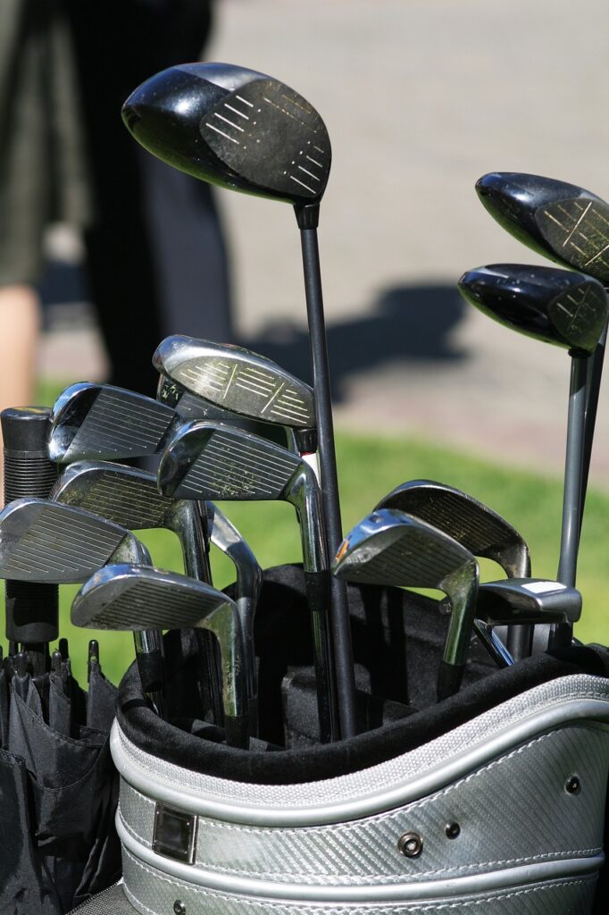 How Do I Know What Golf Clubs to Buy?